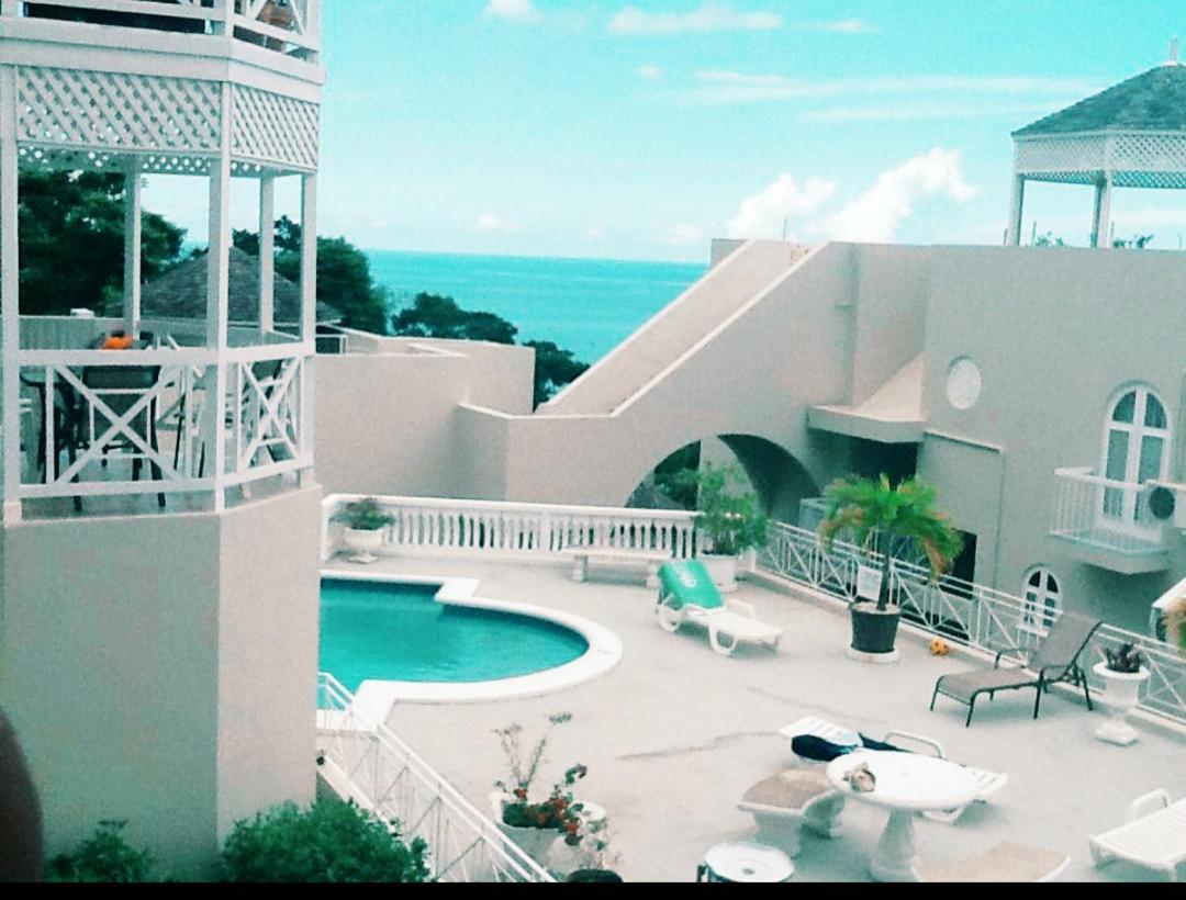 Sky Castles Apt H6 Ocho Rios Bagian luar foto